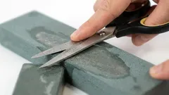 Hoe kun je een schaar in 20 seconden gratis slijpen?